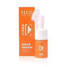 VLCC Vitamin C Foaming Face Wash - 150ml - Brightens Skin and Evens Skin Tone | Deep Cleanse the Skin, and Unclog the Pores | With Vitamin C, Vitamin E & Mulberry Extract